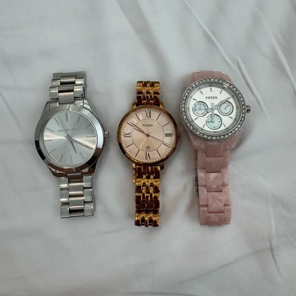 1 Michael Khors, and 2 Fossil watches. Lot Of 3 Designer Women main image 3